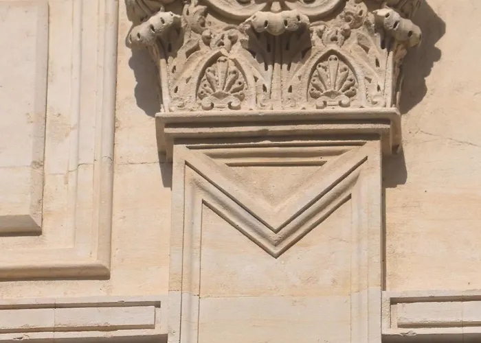 Otel Concorde Nîmes